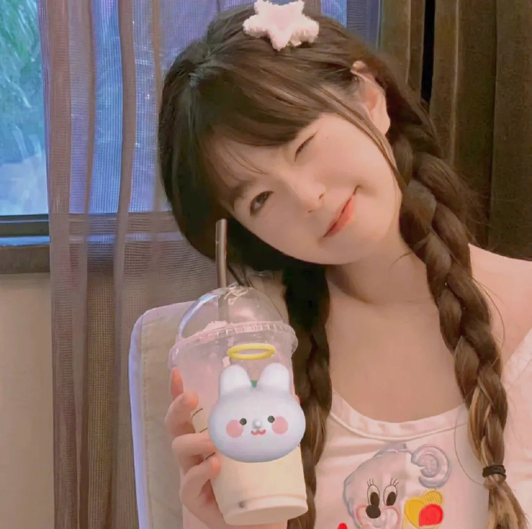 蕾蒙娜和姐姐
